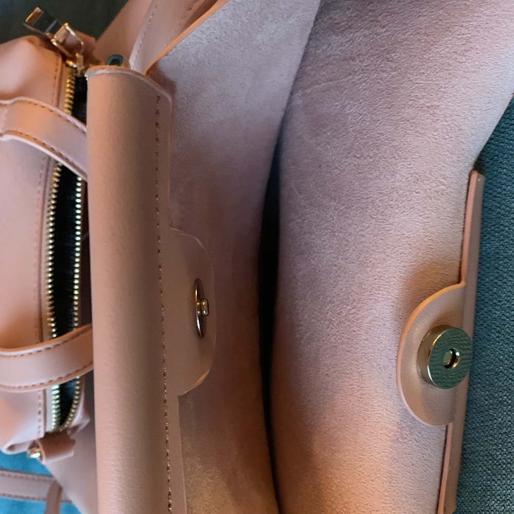 Bag - Picture 3 of 3